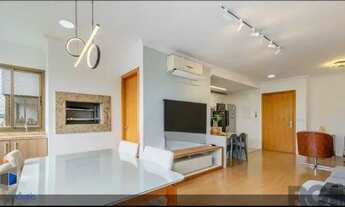 Imagem 2: Apartamento de dois dormitórios localizado no bairro Passo da Areia em Porto Alegre/RS