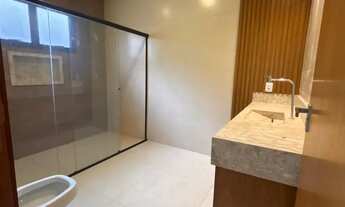 Imagem 2: Casa Térrea de Alto Padrão no Residencial Goiânia Golfe Clube