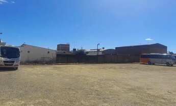 Imagem: Área de 1800 m² à venda por R$ 1.600.000