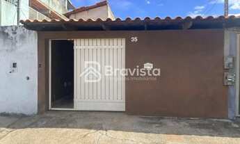 Imagem: Casa com 2 quartos por R 250 mil em Chácaras