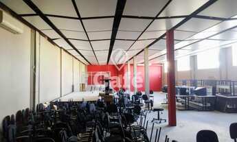 Imagem 3: Prédio comercial todo reformado