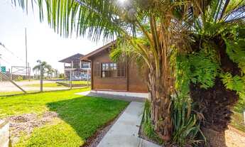 Imagem 4: Casa Comercial em São José dos Pinhais (Barro Preto) com 226m²