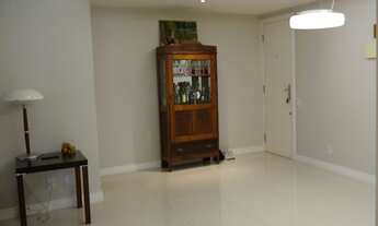 Imagem 4: Apartamento à venda com 98,00 m² na rua Esteves Junior, Bairro Centro em Florianópolis-SC