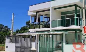 Imagem 2: SOBRADOS EM ITAPOÁ, APENAS 600 METROS DO MAR, COM ÓTIMO PADRÃO DE ACABAMENTO - LOCALIZADO