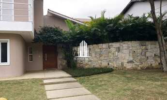 Imagem 4: Casa no Residencial 6, com 6 dormitórios, sendo 3 suítes e 4 vagas de garagem