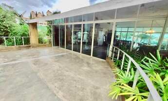 Imagem 2: CASA DE ALTO PADRÃO, COM ASSINATURA DO ARQUITETO JARBAS PEDROSA TECO, COM 4 SUÍTES, 5 VAGA