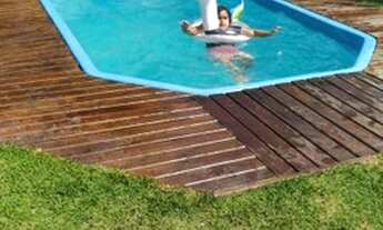 Imagem: Casa com Piscina Próximo a Lagoa