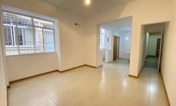 Imagem 6: Apartamento para venda possui 70 metros quadrados com 2 quartos em Leblon - Rio de Janeiro