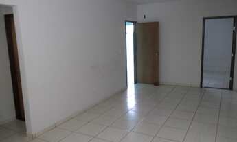 Imagem 5: Alugo casa com 3 quartos em Mandaguaçu