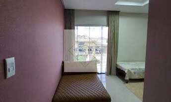 Imagem 6: Sobrado em condomínio de alto padrão de 350m² com 5 suítes !