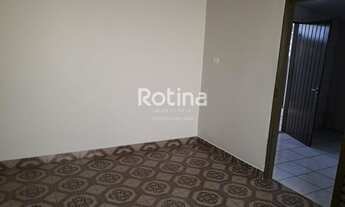 Imagem 5: Casa para aluguel, 3 quartos, 1 suíte, 1 vaga, Santa Mônica - Uberlândia/MG