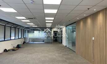 Imagem 3: Conjunto comercial de 200m² com 6 vagas de garagem, na melhor localização à venda e para l