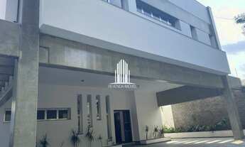 Imagem: Casa á venda no Alto de Pinheiros com 4