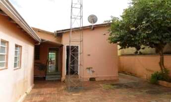 Imagem: JUNDIAÍ - Casa Padrão - VILA VIANELO