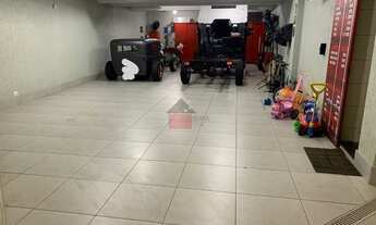 Imagem 3: Um Lindíssimo Sobrado com Suíte master, 10 Vagas - 232M² de área construída no Jd. da Glór