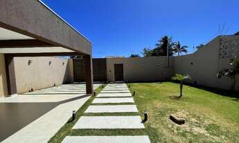 Imagem 7: Casa de Alto Padrão com 3 Suítes, Garagem 6 Carros, Piscina e Área Gourmet - Rita Vieira