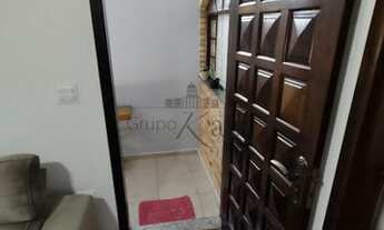 Imagem 5: Casa - Vila Tesouro - 2 Dormitórios - 153m²