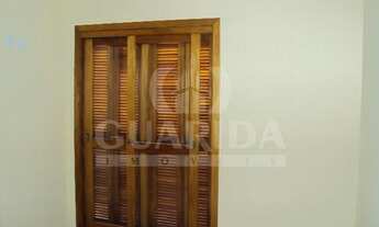 Imagem 2: Sobrado para comprar no bairro Hípica - Porto Alegre com 3 quartos