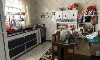 Imagem 5: Casa com excelente localização no bairro Pio 12 - Itatiaiuçu/MG - 2 Pavimentos - 237m²