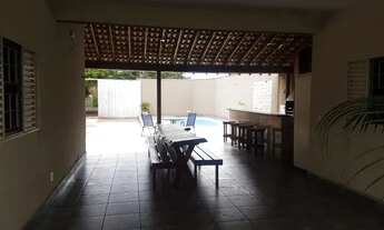 Imagem 4: Casa com piscina (área de lazer