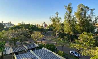 Imagem 7: Apartamento semimobiliado de 3 dormitórios, em localização estratégica no Menino Deus