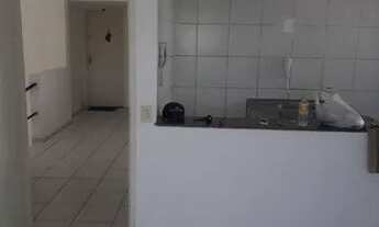 Imagem: Alugo apat° em candeias