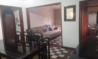 Imagem 4: Sobrado à venda no Setor Perim com 4 quartos sendo 3 suítes hidromassagem e 4 vagas de gar