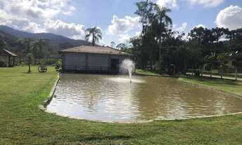 Imagem: Lindo Sitio a venda no Rio do Meio em Camboriú