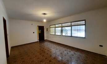 Imagem: Sobrado à venda tem 230m² com 3 dormitórios