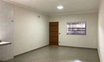 Imagem 3: Casa para Venda em Leme, Vila Santucci, 3 dormitórios, 1 suíte, 2 banheiros