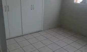 Imagem 5: Apartamento com 3 dormitórios à venda, 90 m² por R$ 300.000,00 - Fátima - Fortaleza/CE