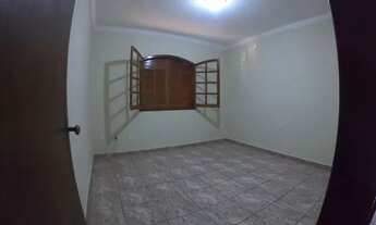 Imagem 7: Casa com 3 dormitórios para alugar em Contagem