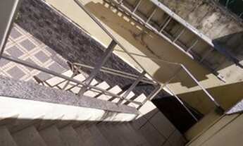 Imagem 2: Alugo excelente casa de 2 quartos c/ suite e garagem em Irajá em vila residencial