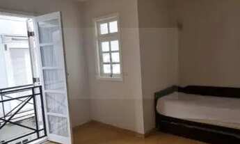 Imagem 5: Casa de vila, totalmente reformada, com estacionamento para 2 carros