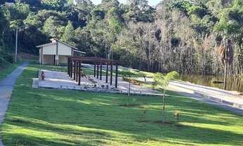 Imagem 5: Terrenos em Condomínio de fundos para o igarapé no Janauary km 08