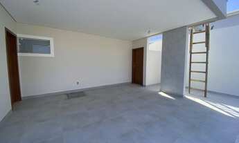 Imagem 2: 5737 - Casa de condomínio para venda - Vale dos Cristais - Macaé, RJ