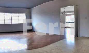 Imagem 2: Sobrado Comercial ou Residencial com 385m² Entre o Parque da Aclimação e o Metrô Ana Rosa