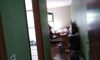 Imagem 12: Casa térrea ao lado da estação Saúde do Metrô