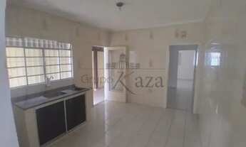 Imagem 3: Casa - Bosque dos Eucaliptos - 2 Dormitórios - 125m²