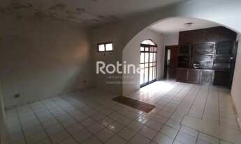 Imagem 5: Casa para aluguel, 4 quartos, 1 suíte, 4 vagas, Patrimônio - Uberlândia/MG