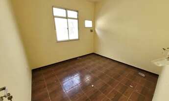 Imagem 6: Vila Vaqueire Apto c/ Quintal (Rua Dálias) Sala 2Qts Coz Bh Área Garagem sem condomínio