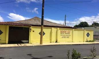 Imagem: Vendo casa na cidade de Parintins troco