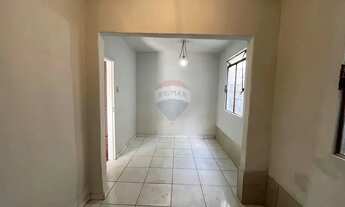 Imagem 6: Casa com entrada independente, quintal e aceita pets 1 quarto + área de serviço