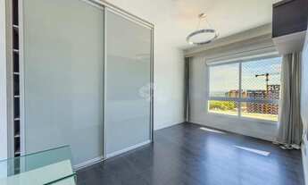 Imagem 7: Apartamento 02 dormitórios, sendo 01 suíte, 73m2, com sacada, semimobiliado no Três Figuei