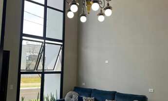 Imagem 2: *Venda: Lindo Sobrado no Condomínio Green Park - Maringá*