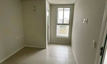 Imagem 4: Vendo Apartamento Varanda Grande