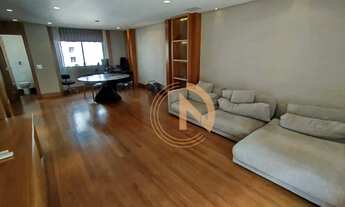 Imagem 5: Apartamento com varanda nos Jardins