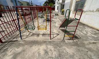 Imagem 4: (CM)) Apt C/2 Quartos/2 andar/Rua Calçada em Pau amarelo