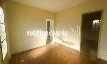 Imagem 2: Ótima Oportunidade! Duas Casas em Lote de 360m²