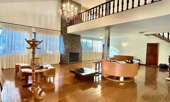 Imagem: Sobrado super espaçoso e com localização